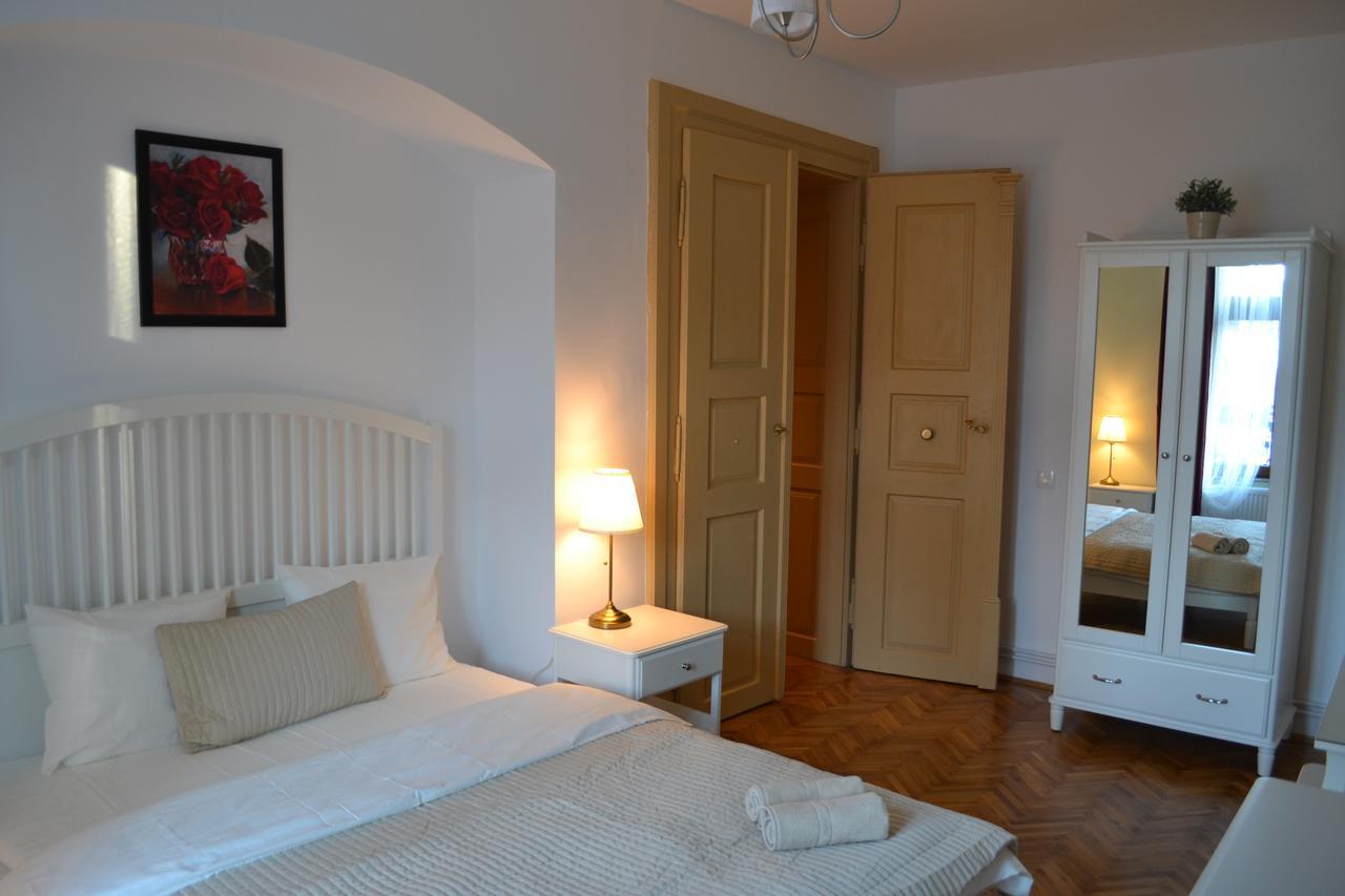 Casa Krone - Piața Sfatului Hotel de apartamente *